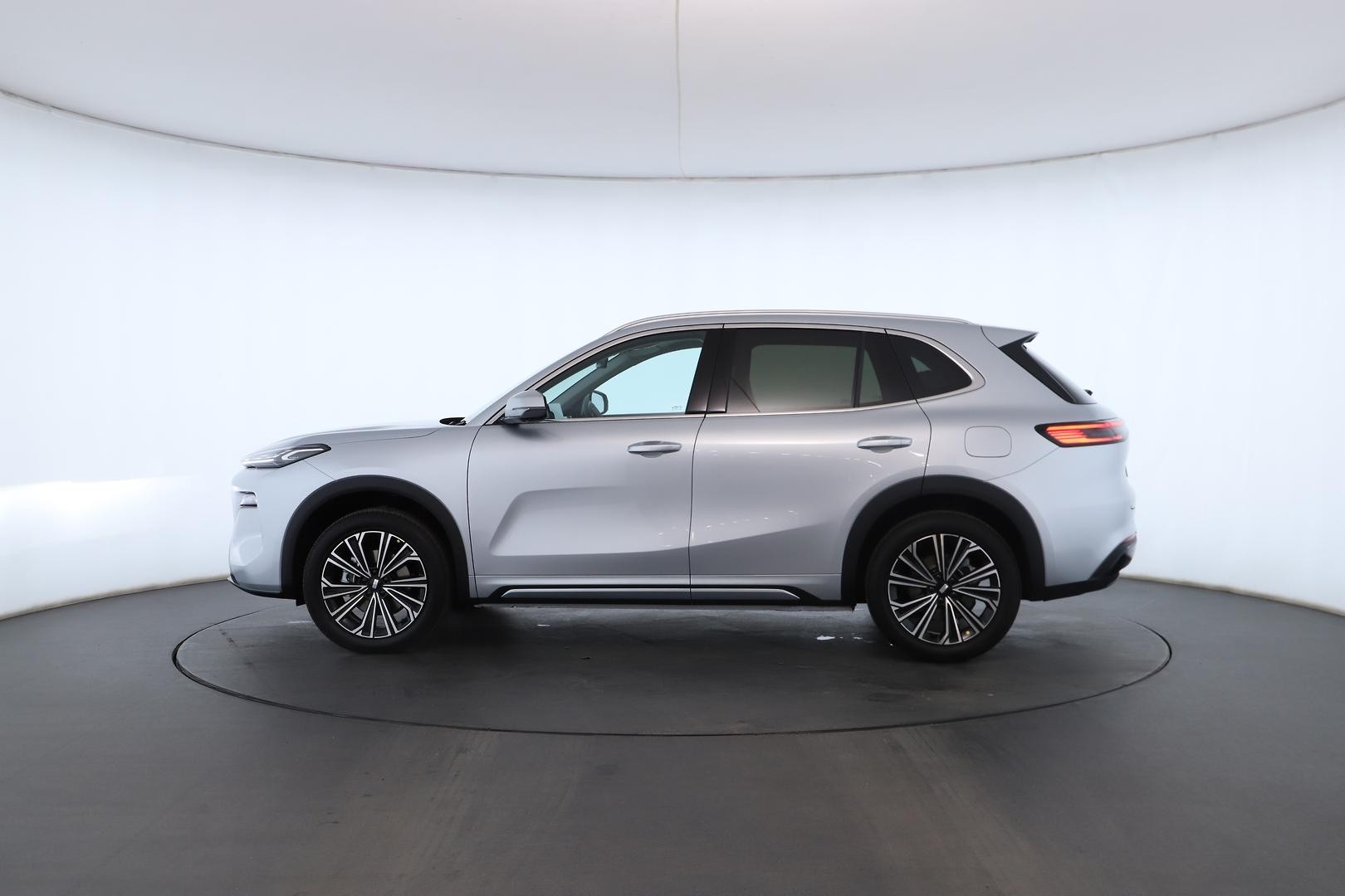Geely Starray Em-i image 4