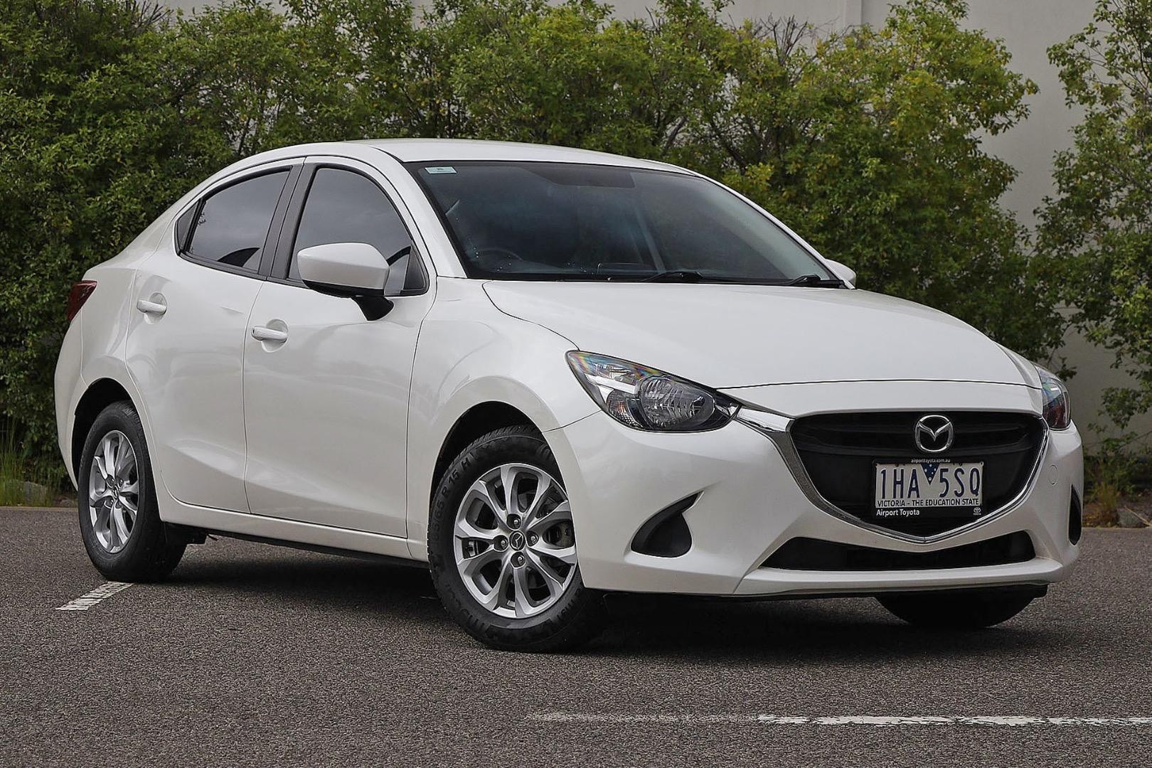 Mazda 2 image 1