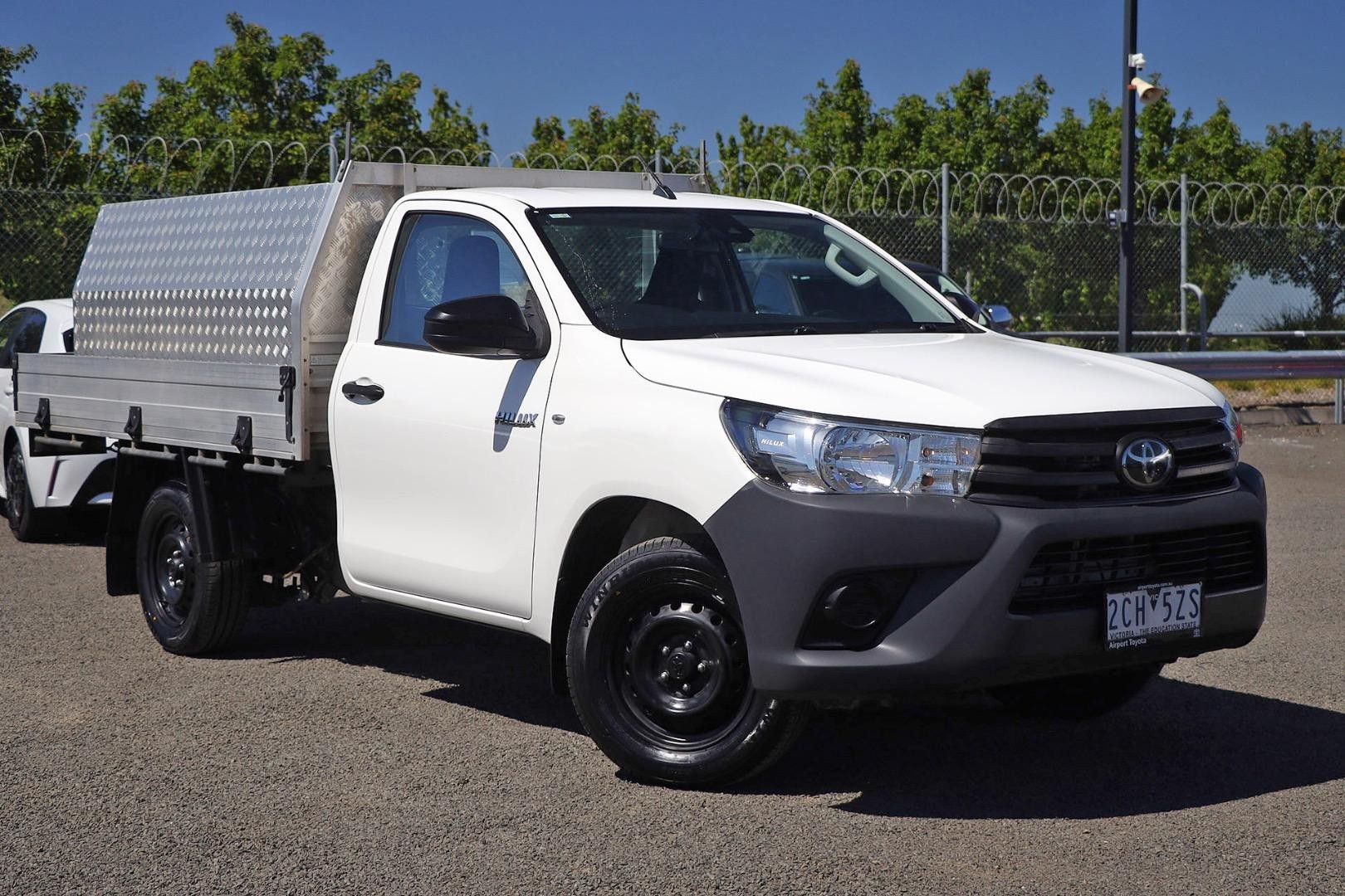 Toyota Hilux image 1
