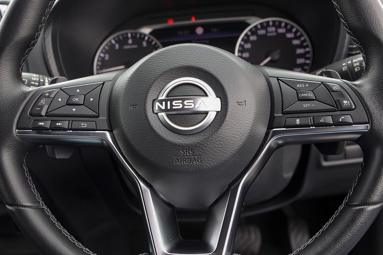 Nissan Juke image 4