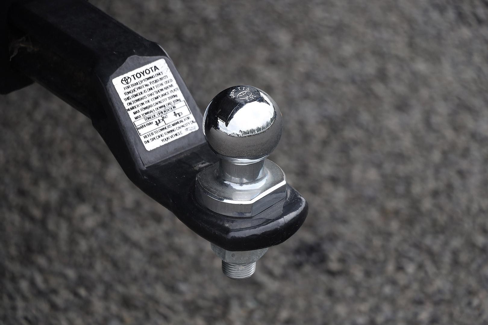 Toyota Hilux image 3