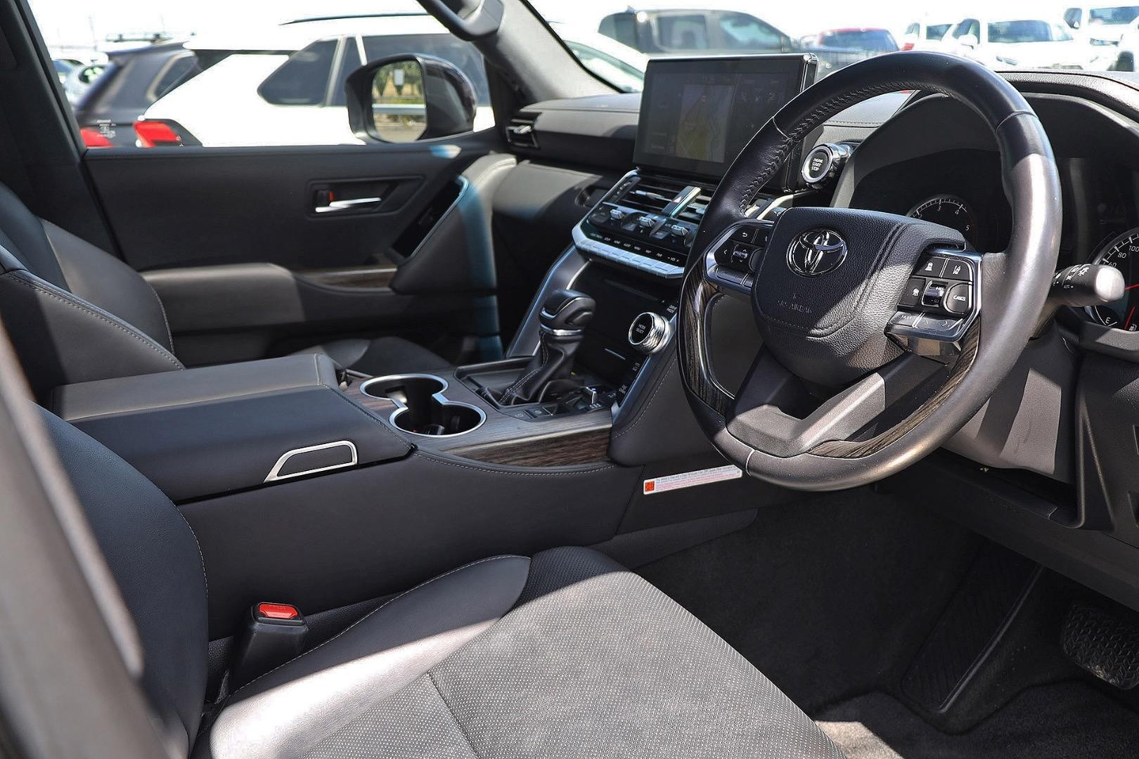 Toyota Landcruiser image 4