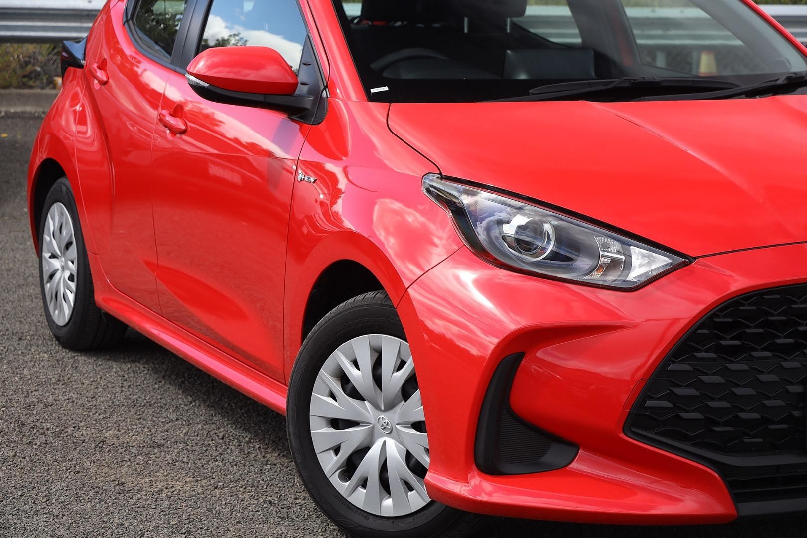 Toyota Yaris image 2