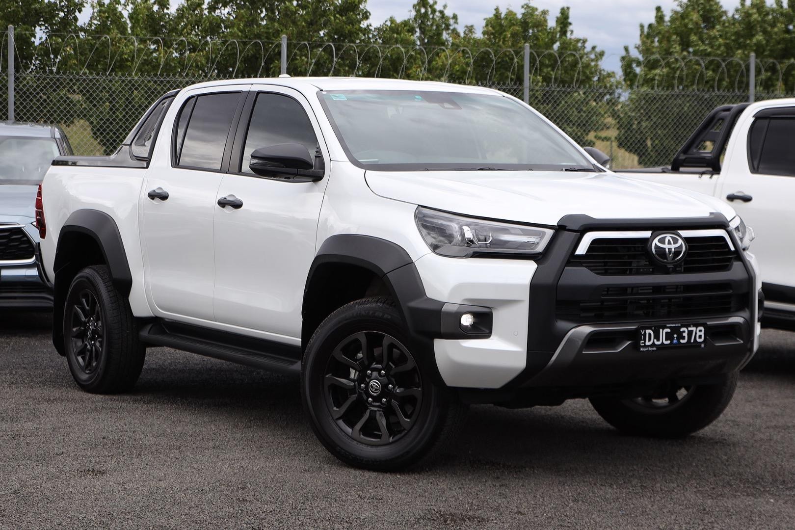 Toyota Hilux image 1