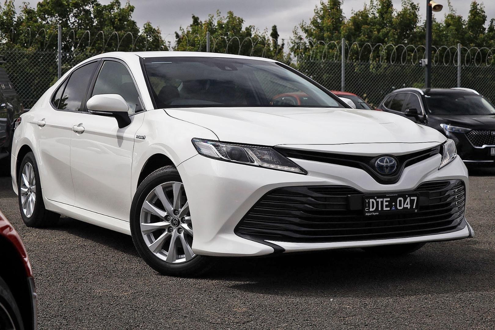 Toyota Camry image 1