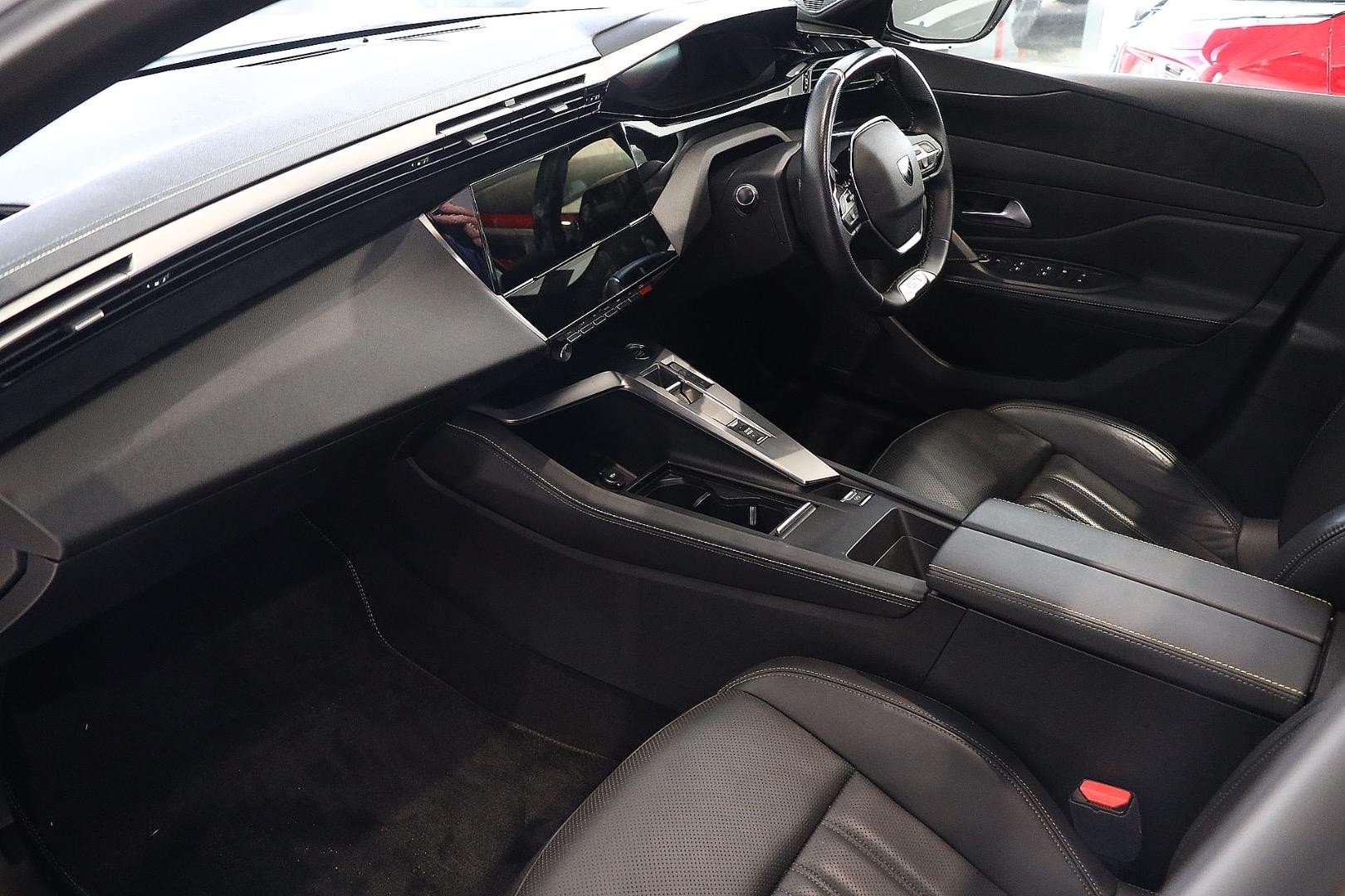 Peugeot 308 image 4