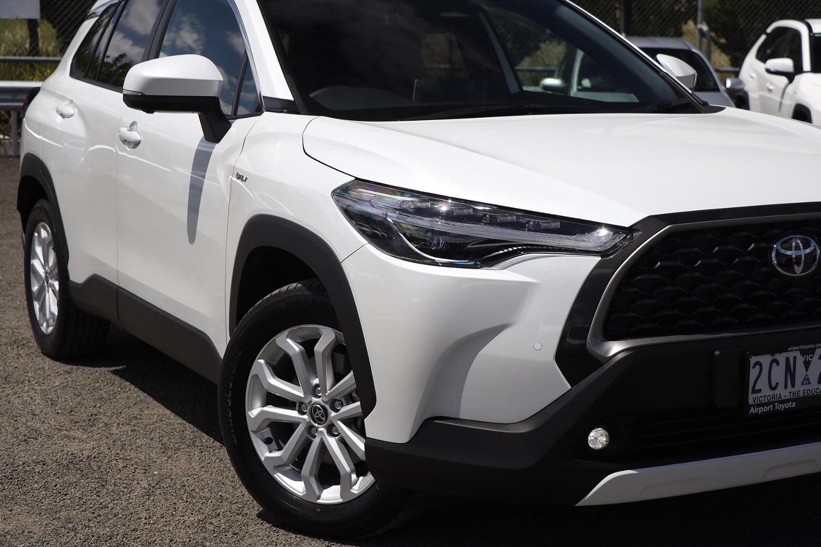 Toyota Corolla Cross image 2