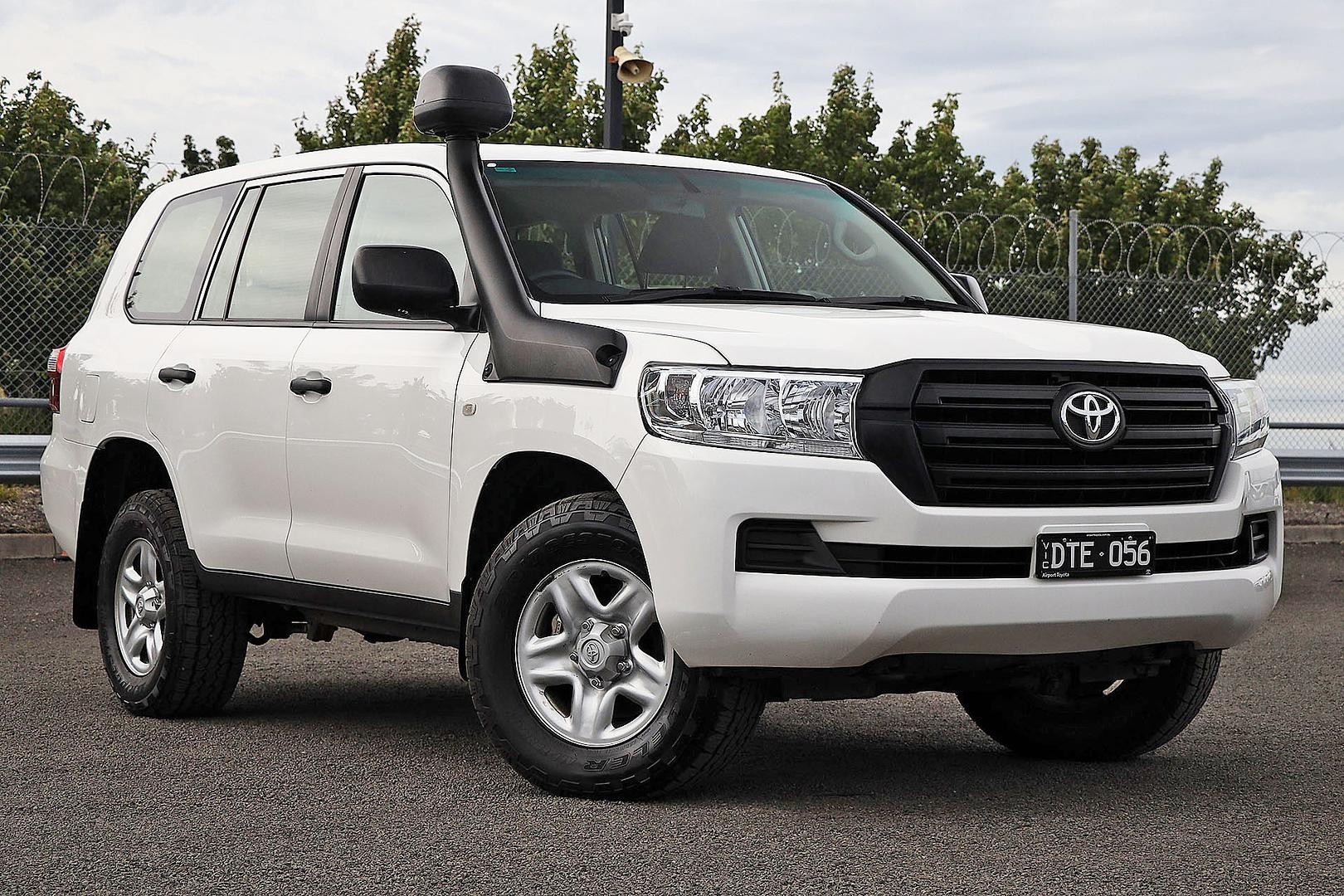 Toyota Landcruiser image 1