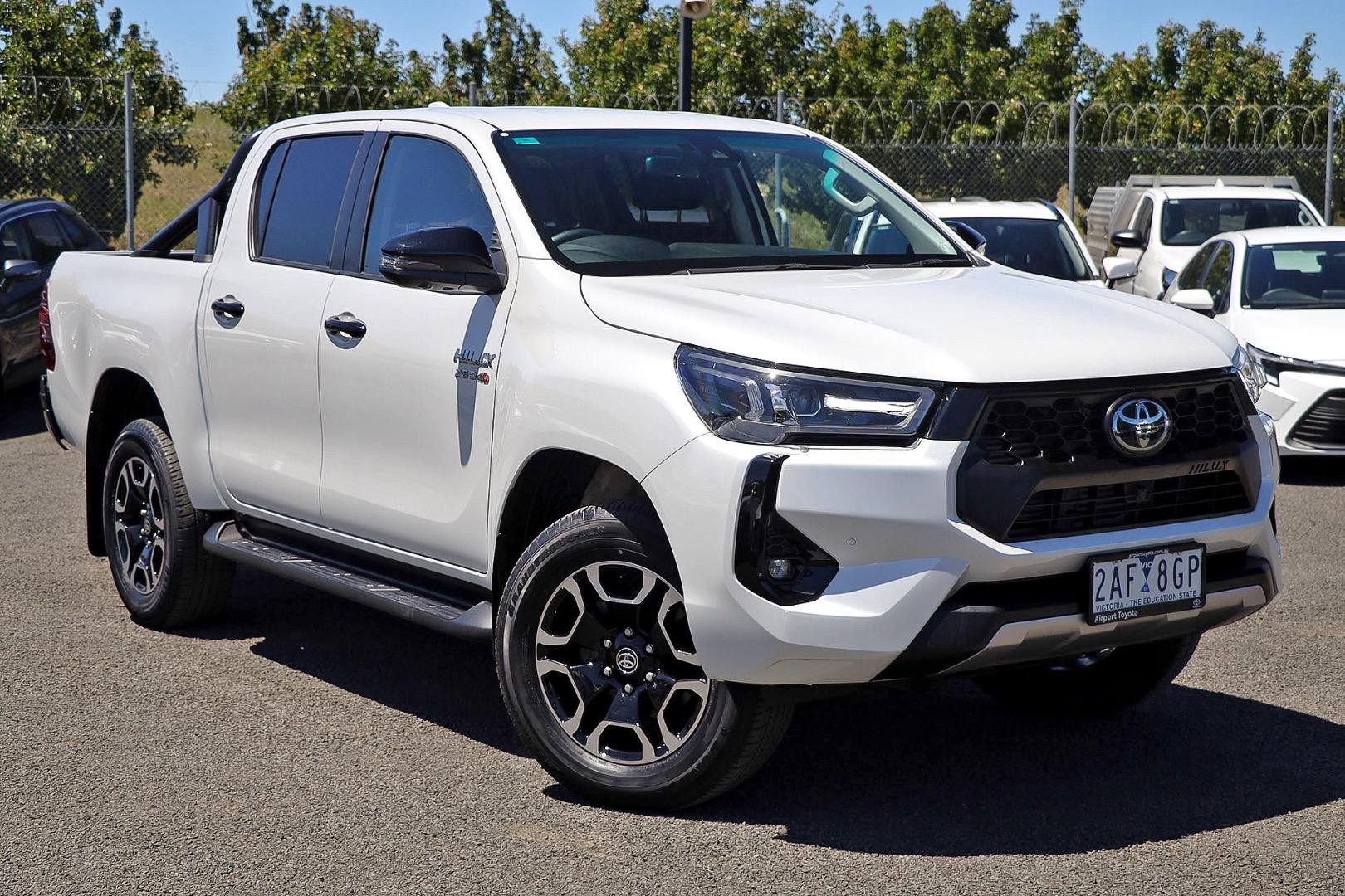 Toyota Hilux image 1