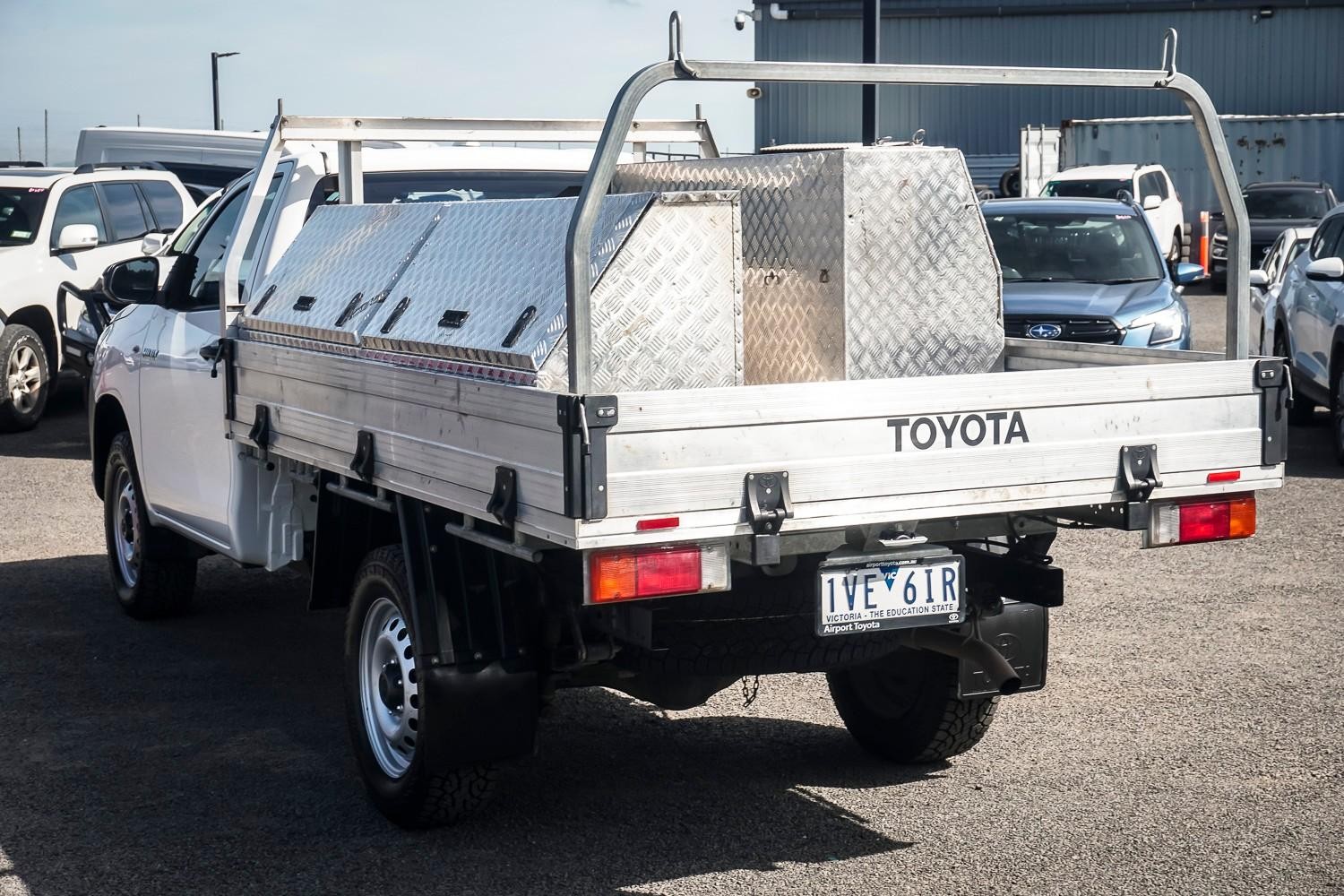 Toyota Hilux image 4