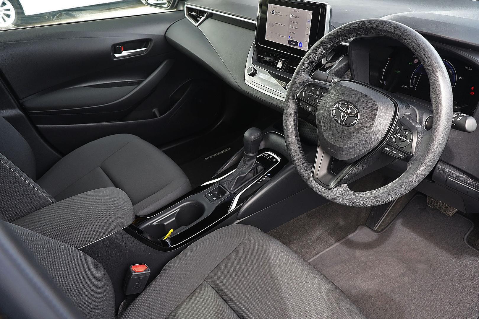 Toyota Corolla image 2