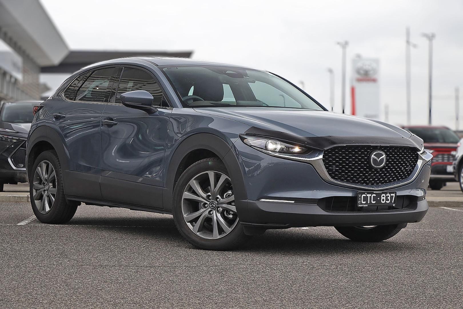 Mazda Cx-30 image 1
