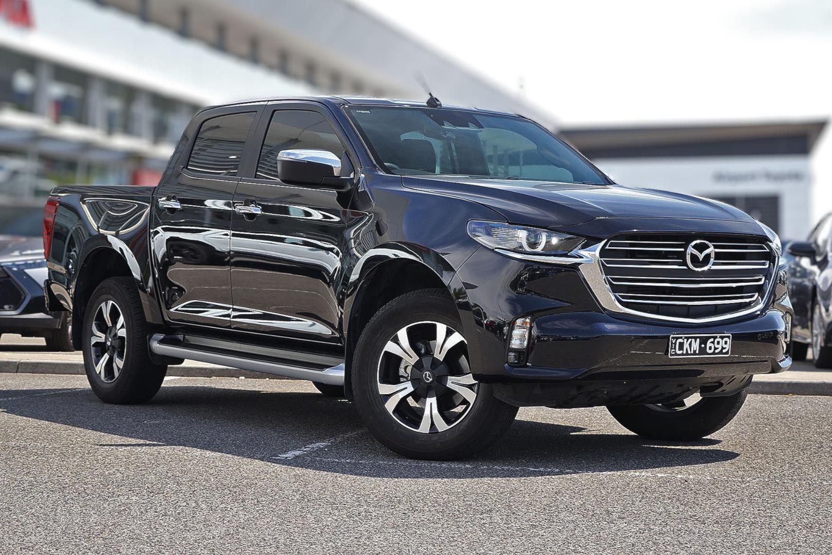 Mazda Bt-50 image 1