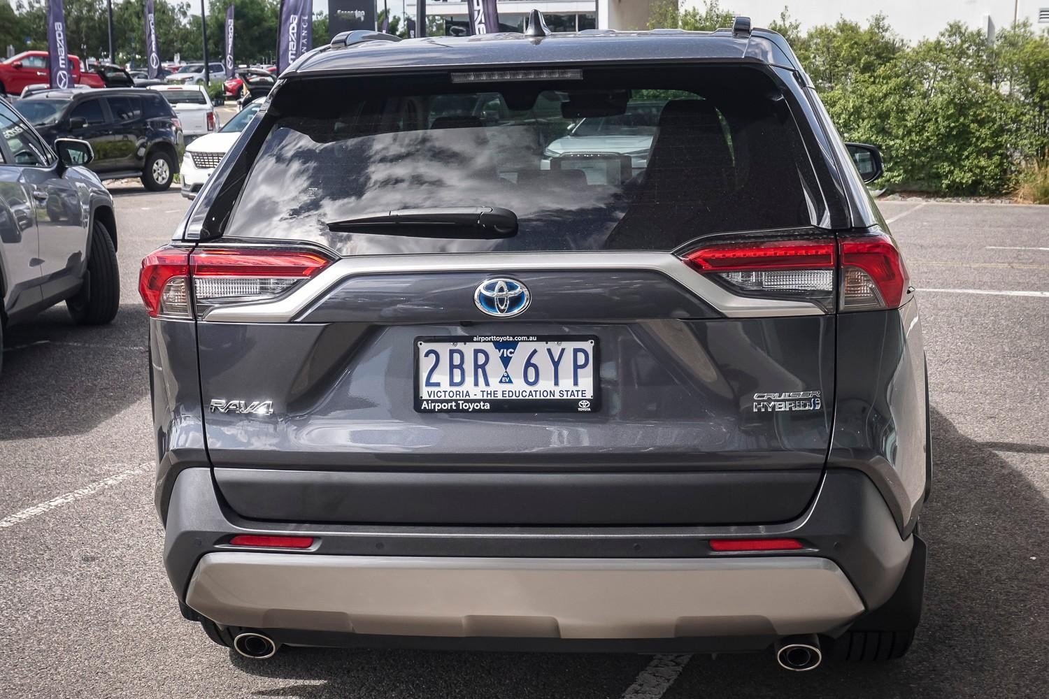 Toyota Rav4 image 4