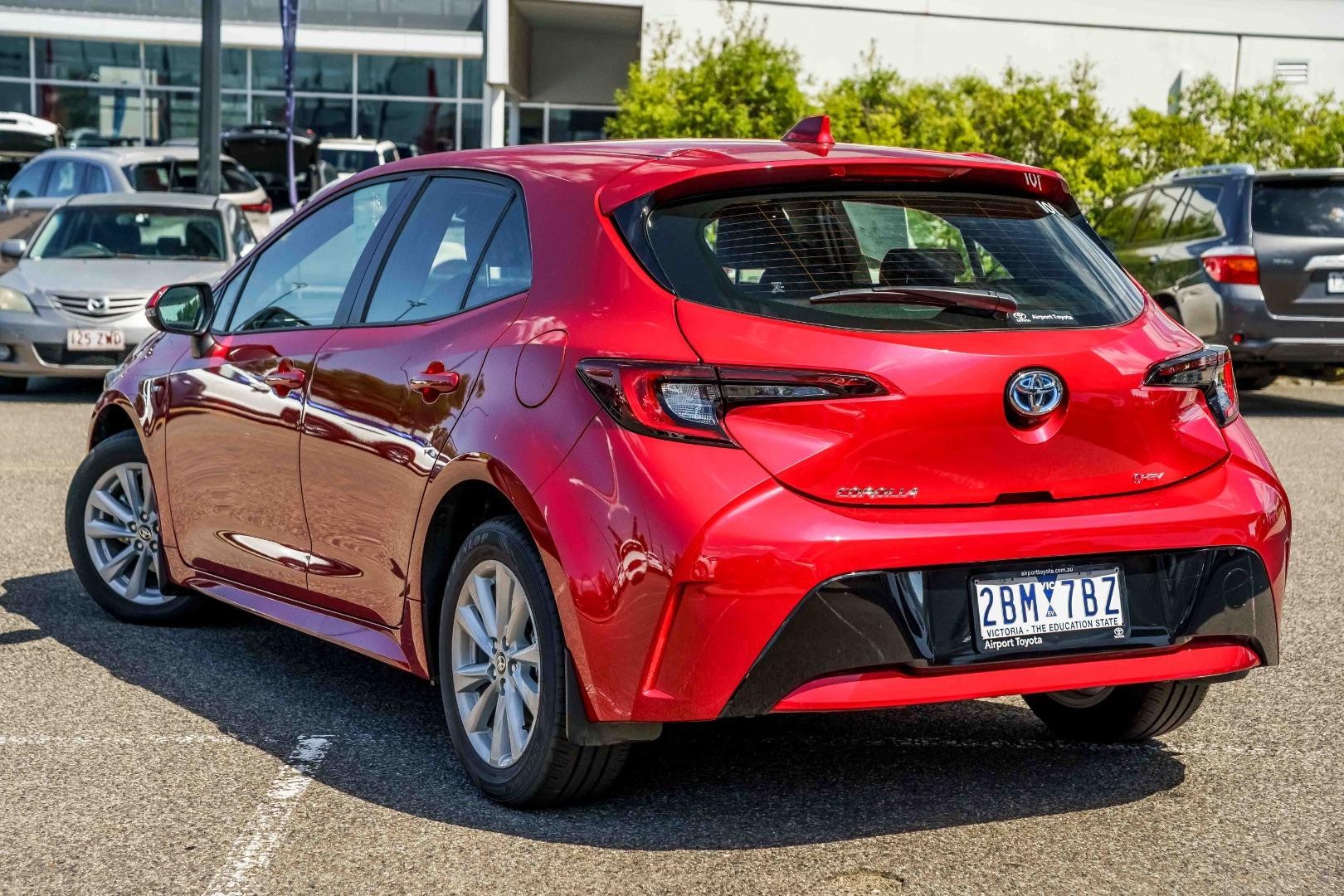 Toyota Corolla image 2