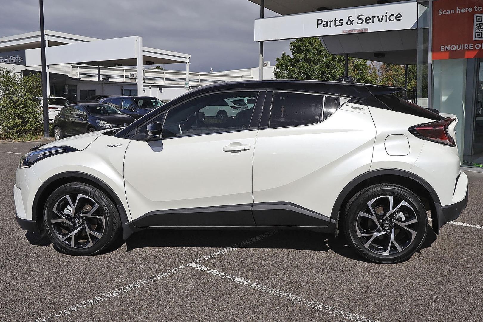 Toyota C-hr image 4