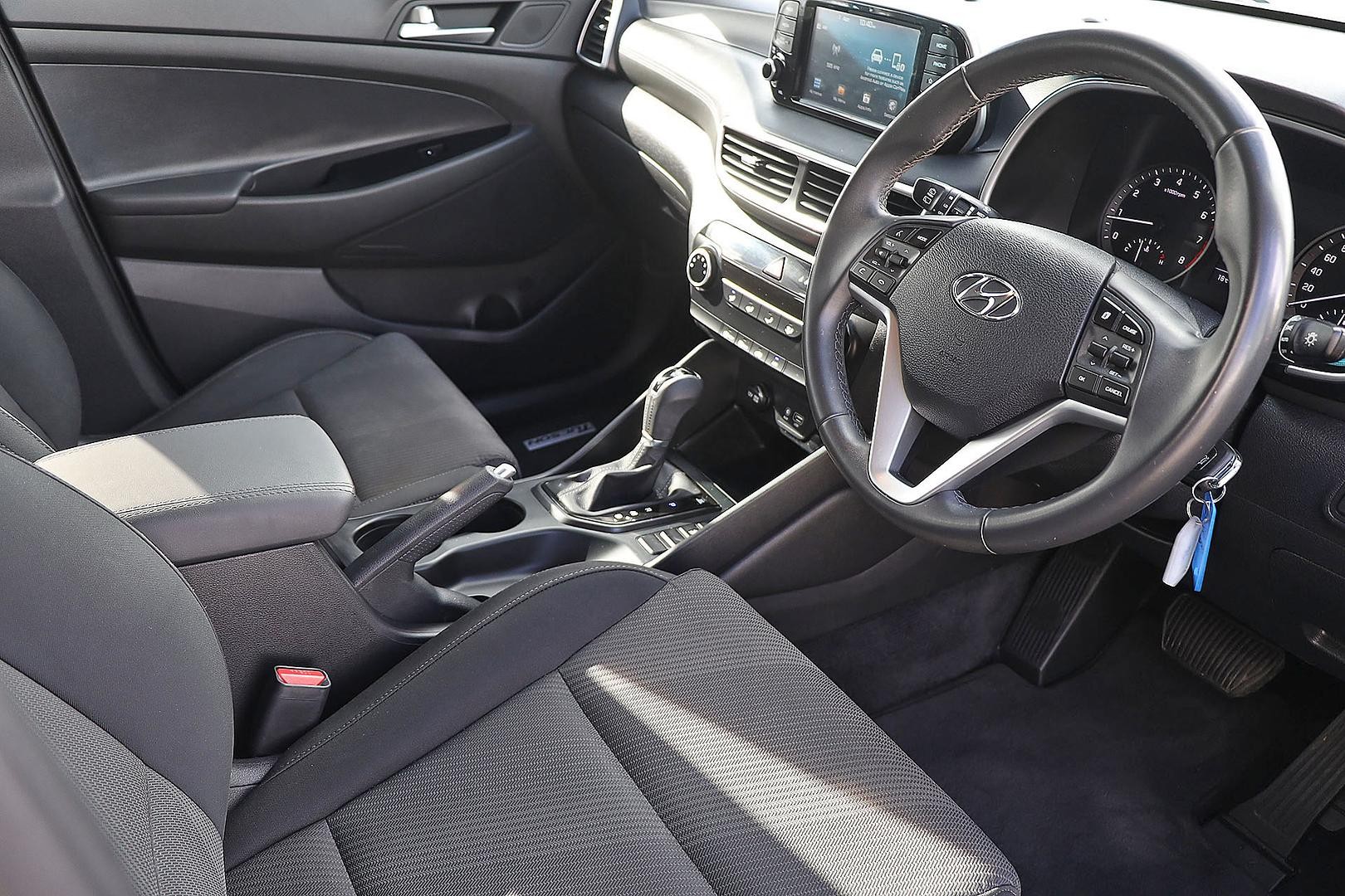 Hyundai Tucson image 2