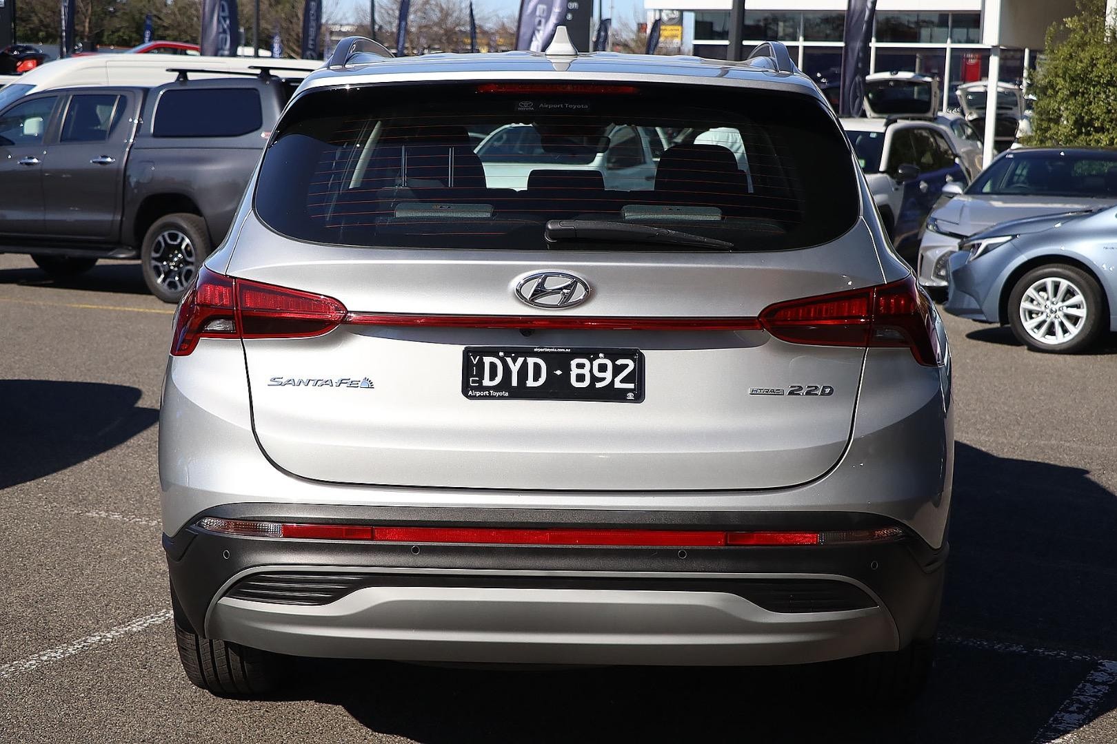 Hyundai Santa Fe image 2
