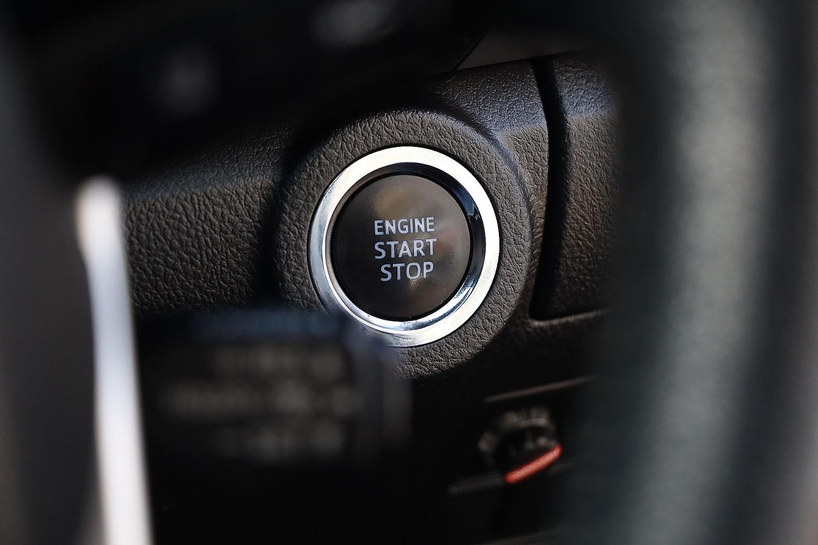 Toyota Hilux image 3