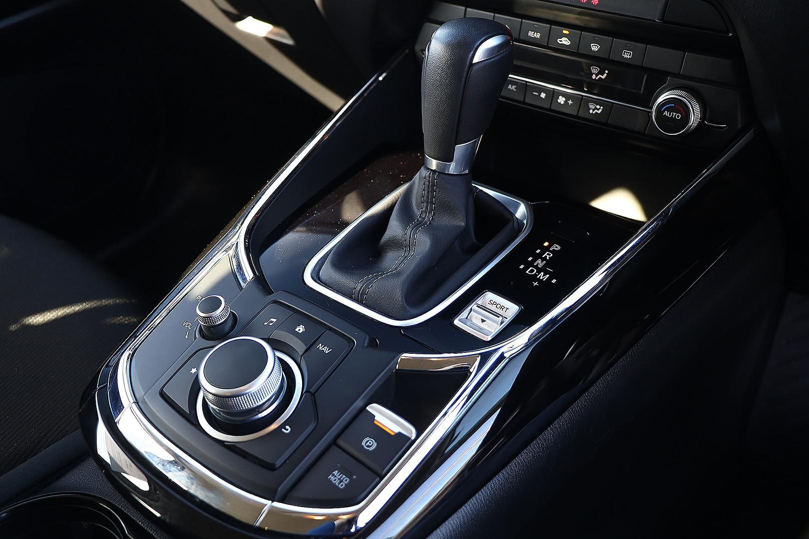 Mazda Cx-9 image 4
