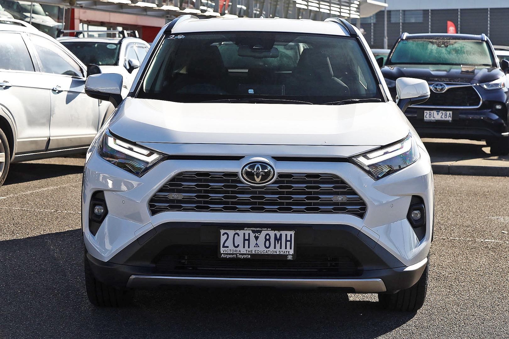 Toyota Rav4 image 3