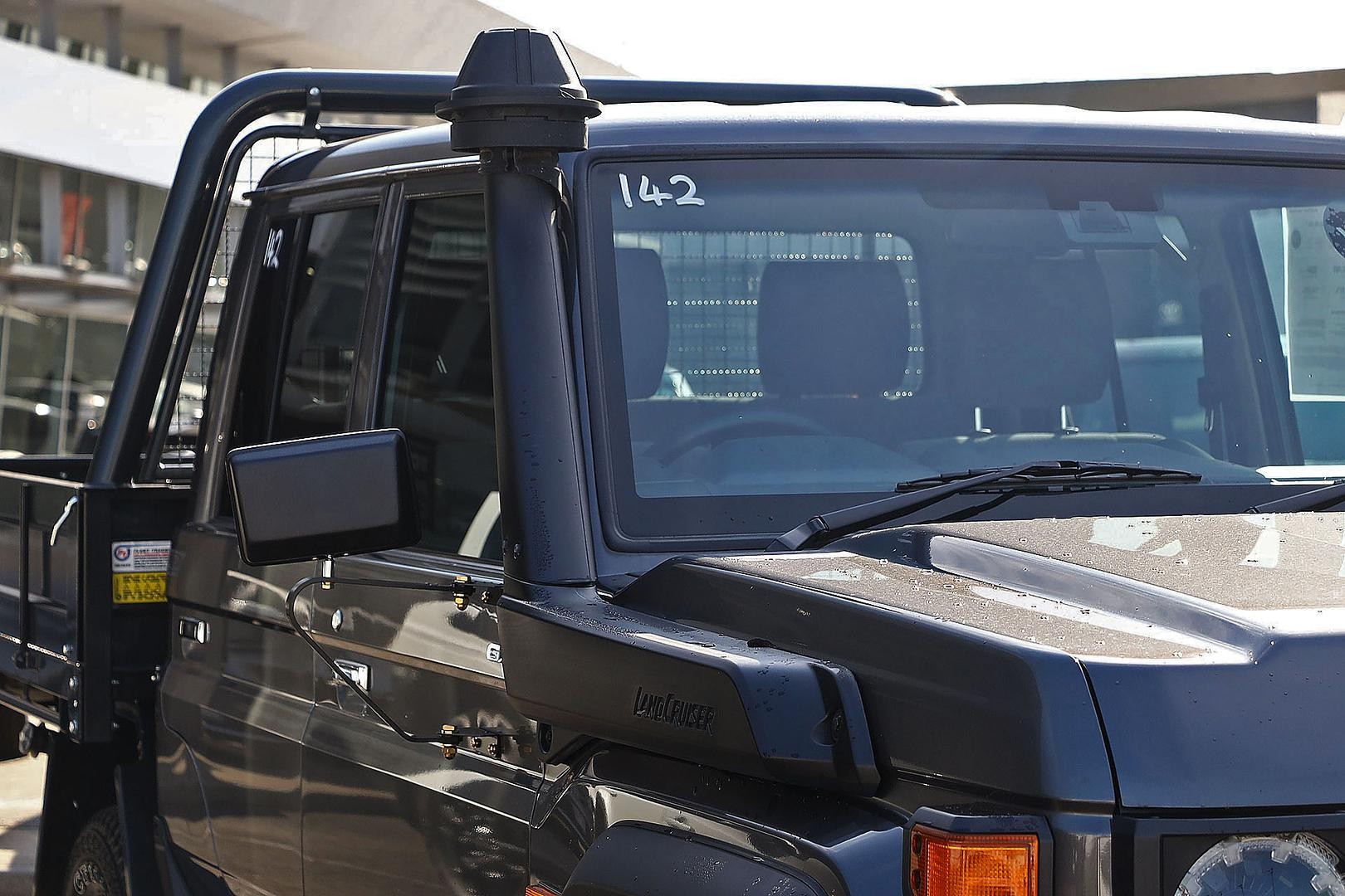 Toyota Landcruiser image 3