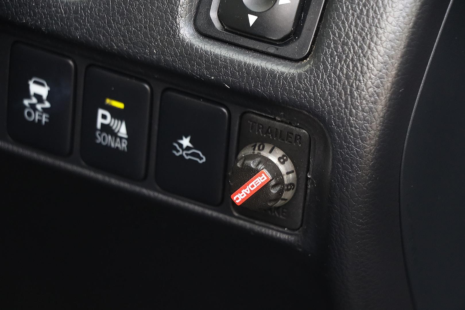 Mitsubishi Pajero Sport image 4
