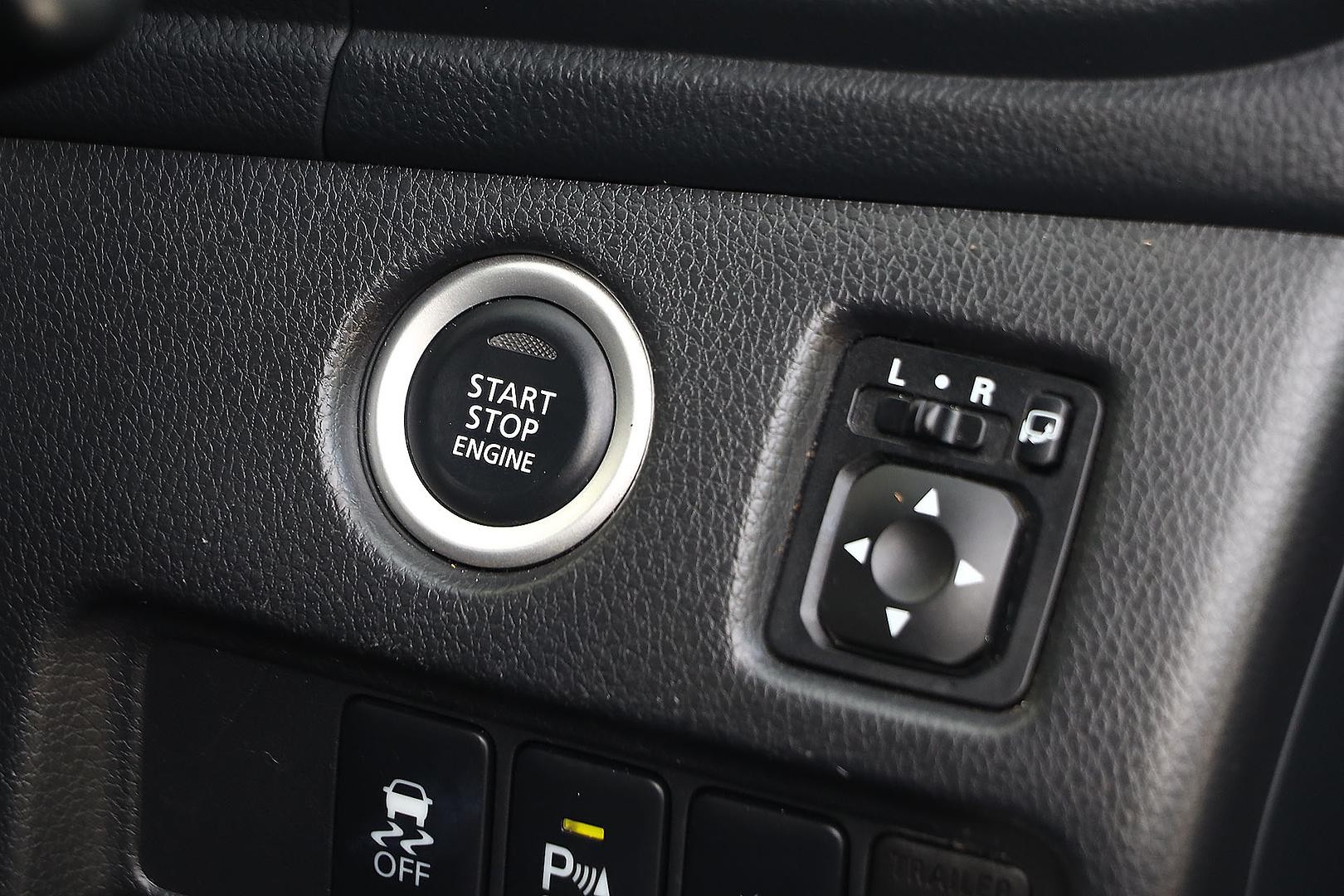Mitsubishi Pajero Sport image 3