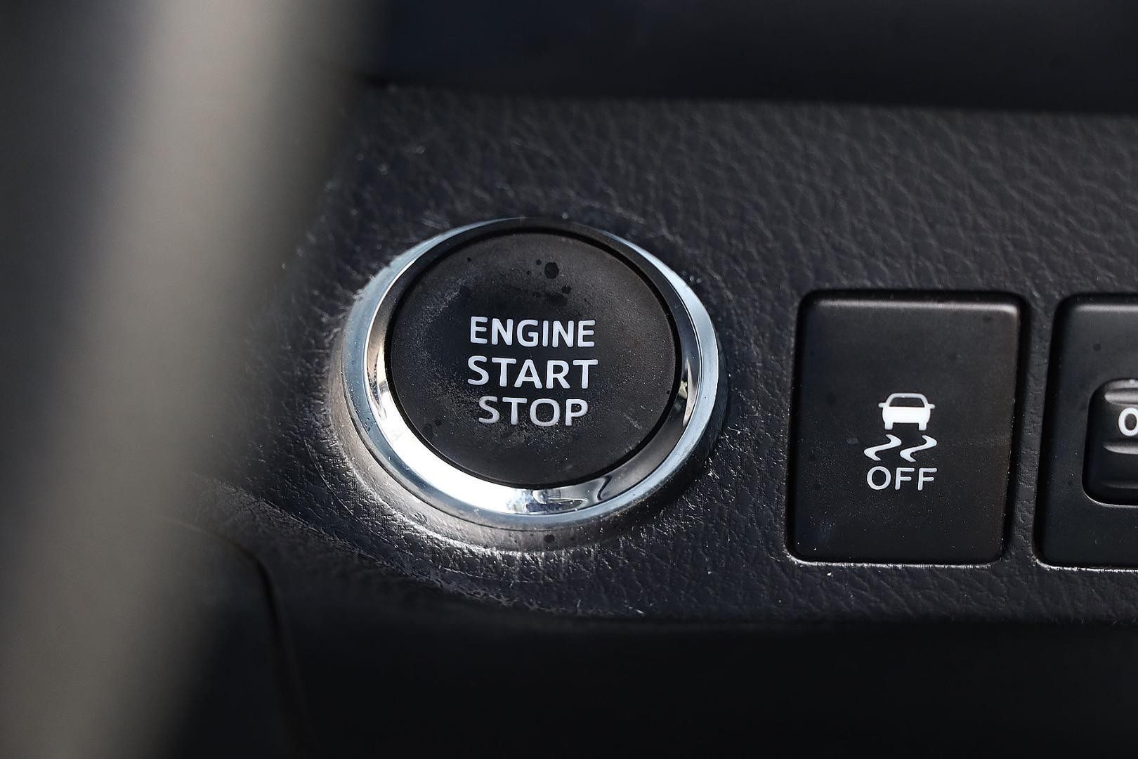 Toyota Rav4 image 3