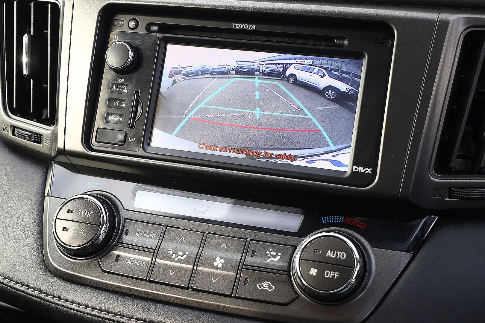 Toyota Rav4 image 4