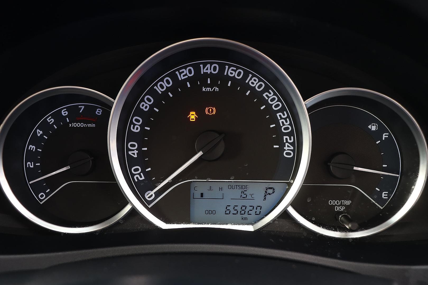 Toyota Corolla image 4