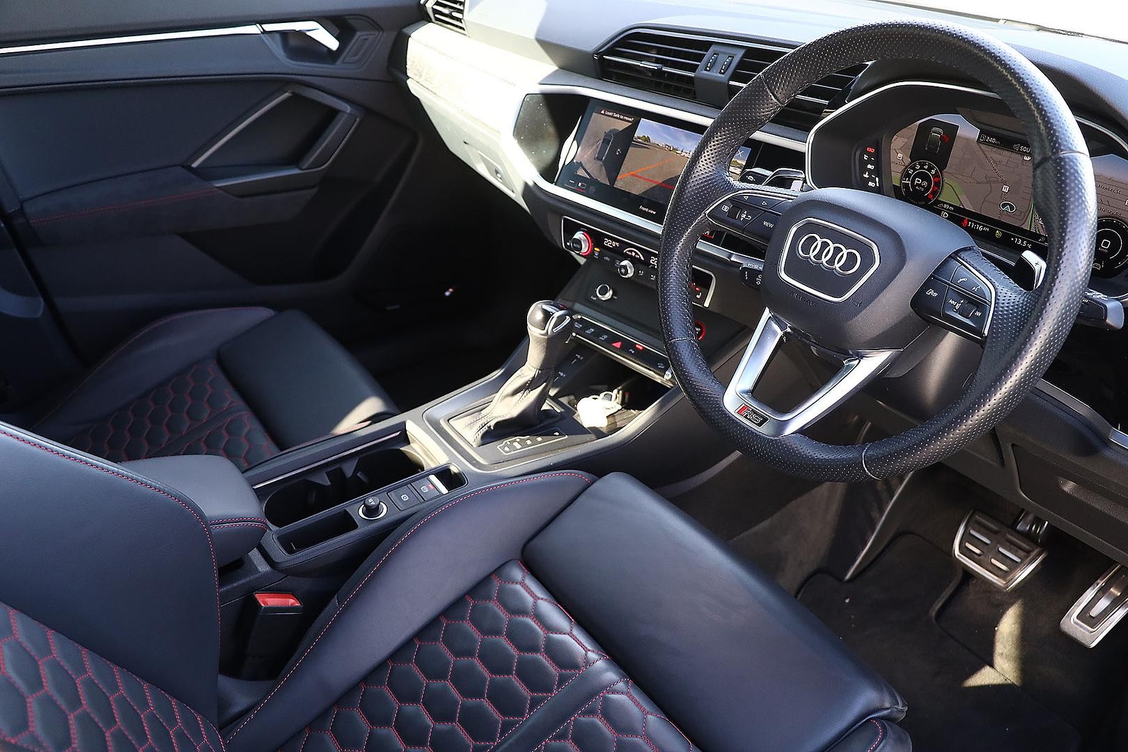 Audi Rs Q3 image 2
