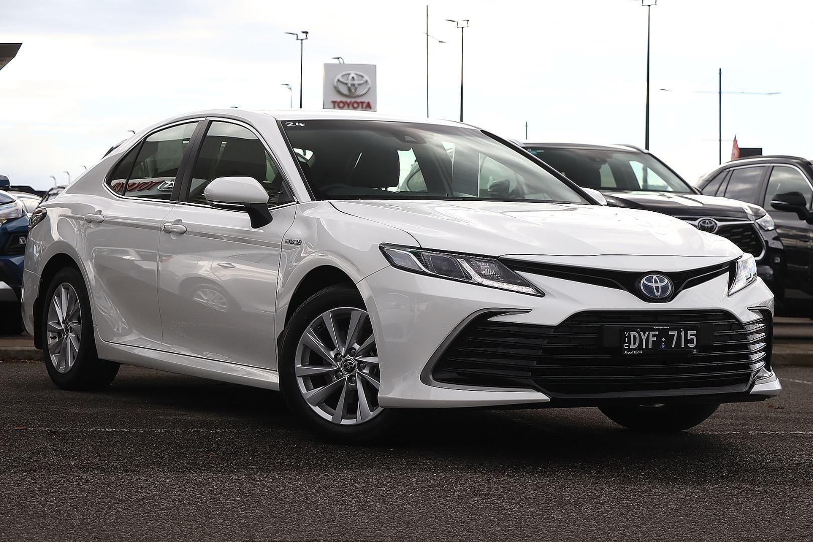 Toyota Camry image 1