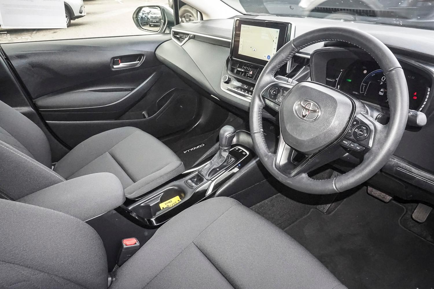 Toyota Corolla image 2