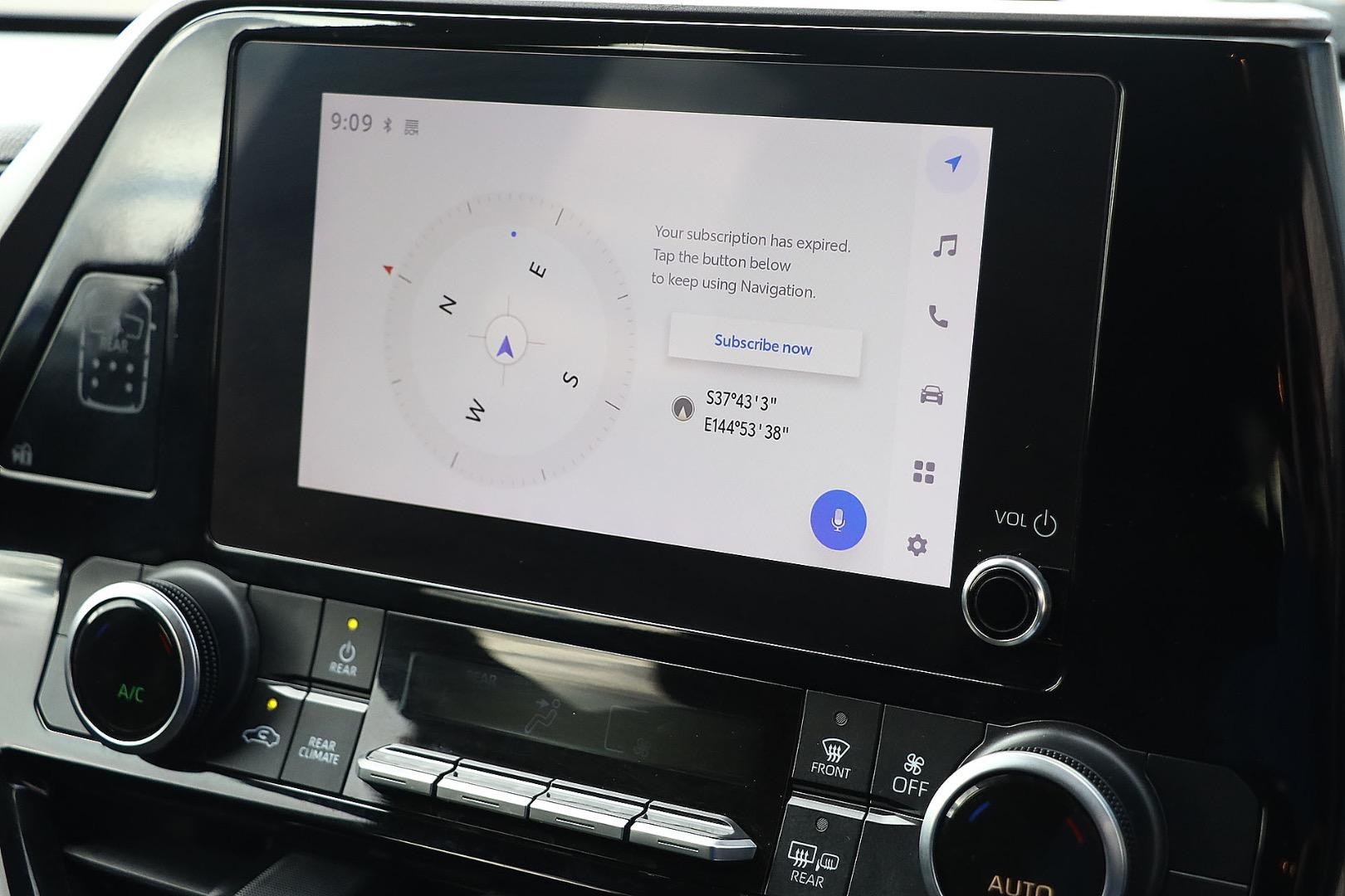 Toyota Kluger image 4