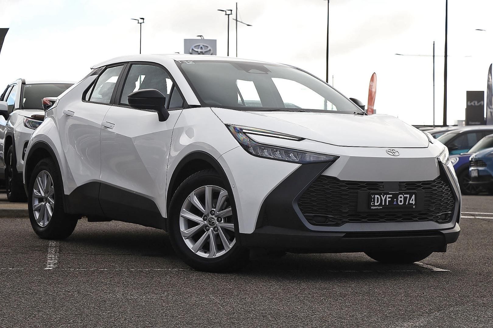 Toyota C-hr image 1
