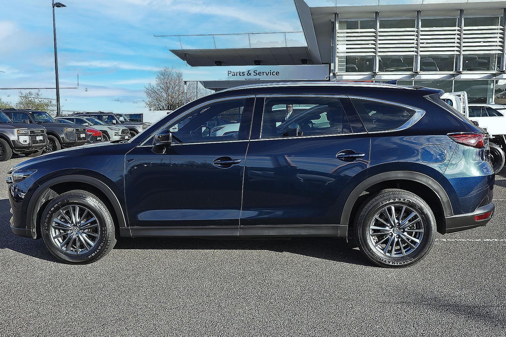 Mazda Cx-8 image 4