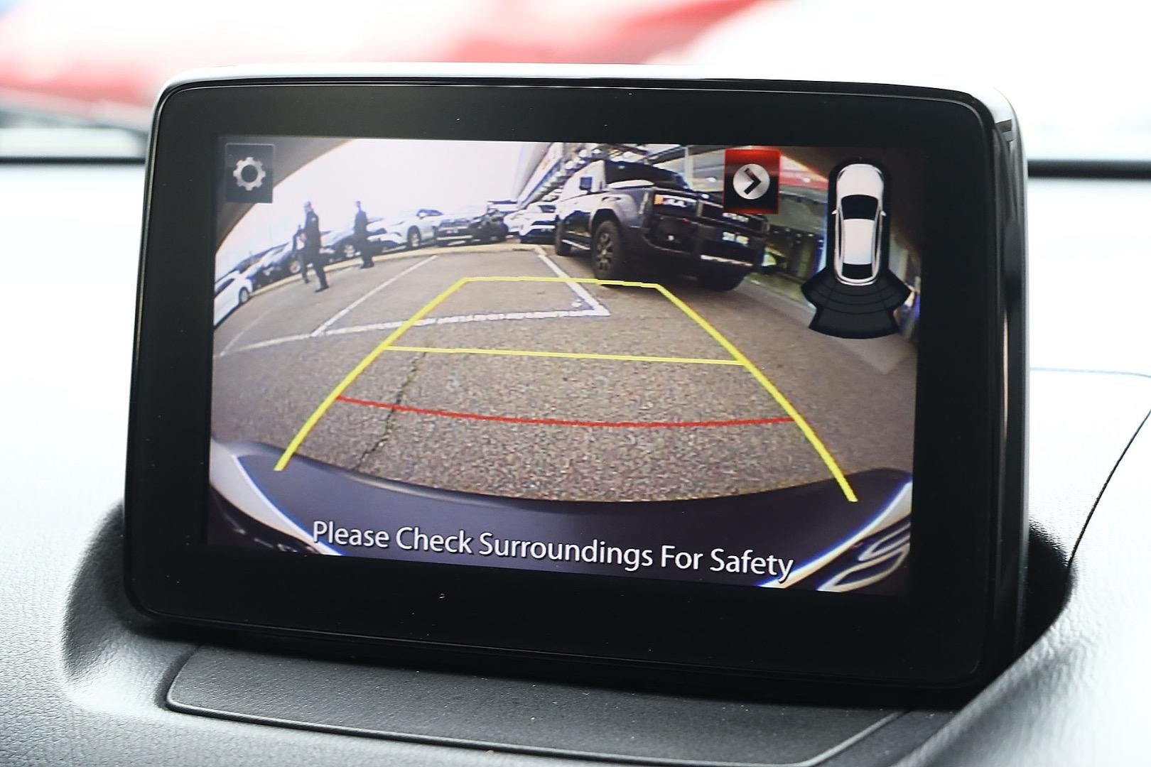 Mazda Cx-3 image 2