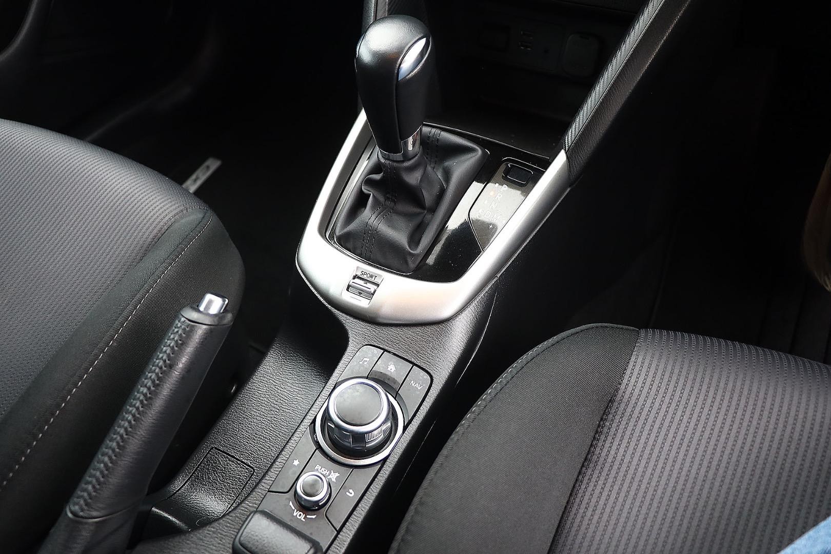 Mazda Cx-3 image 4