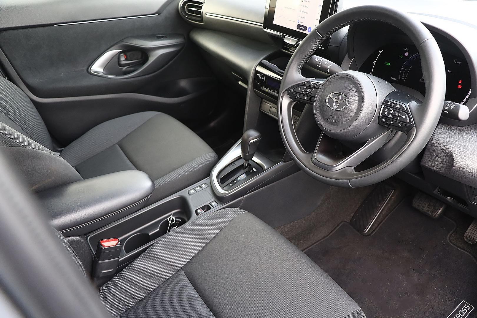 Toyota Yaris Cross image 2