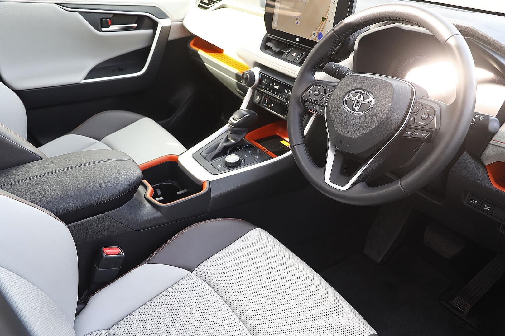 Toyota Rav4 image 4