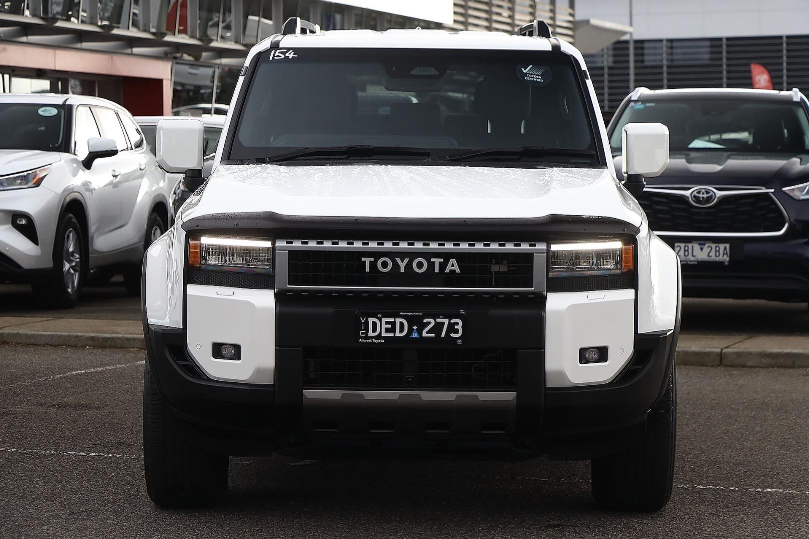 Toyota Landcruiser Prado image 3