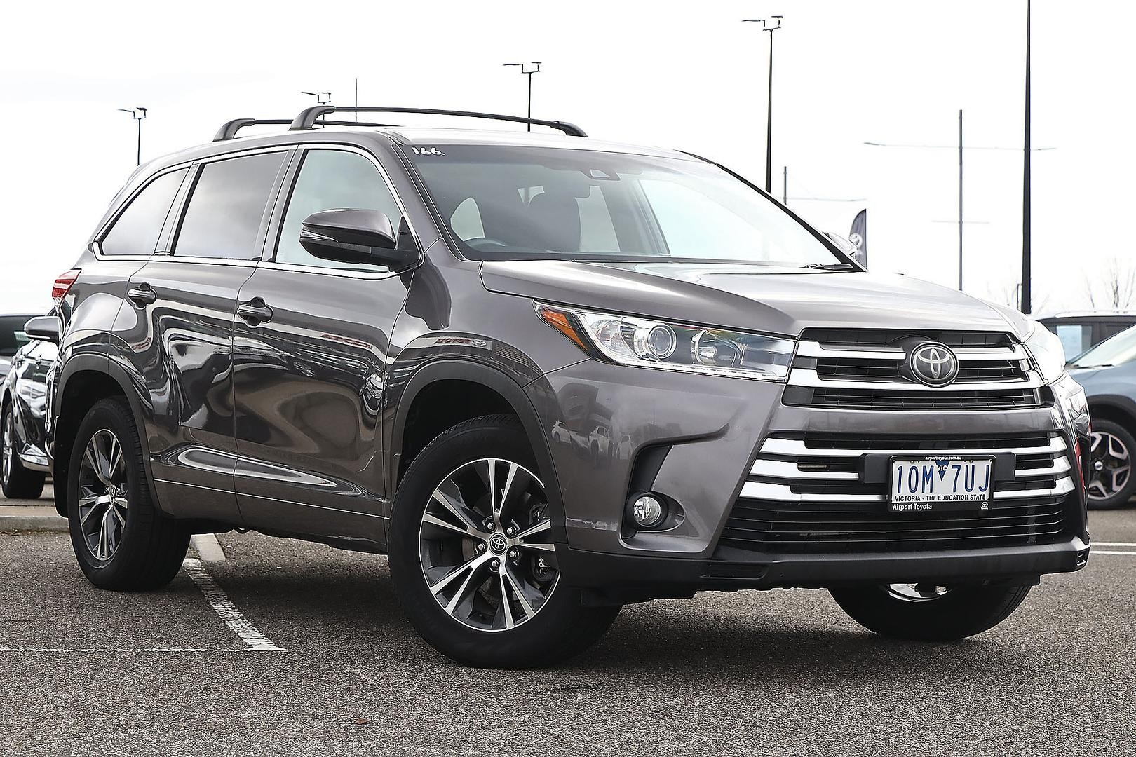 Toyota Kluger image 1