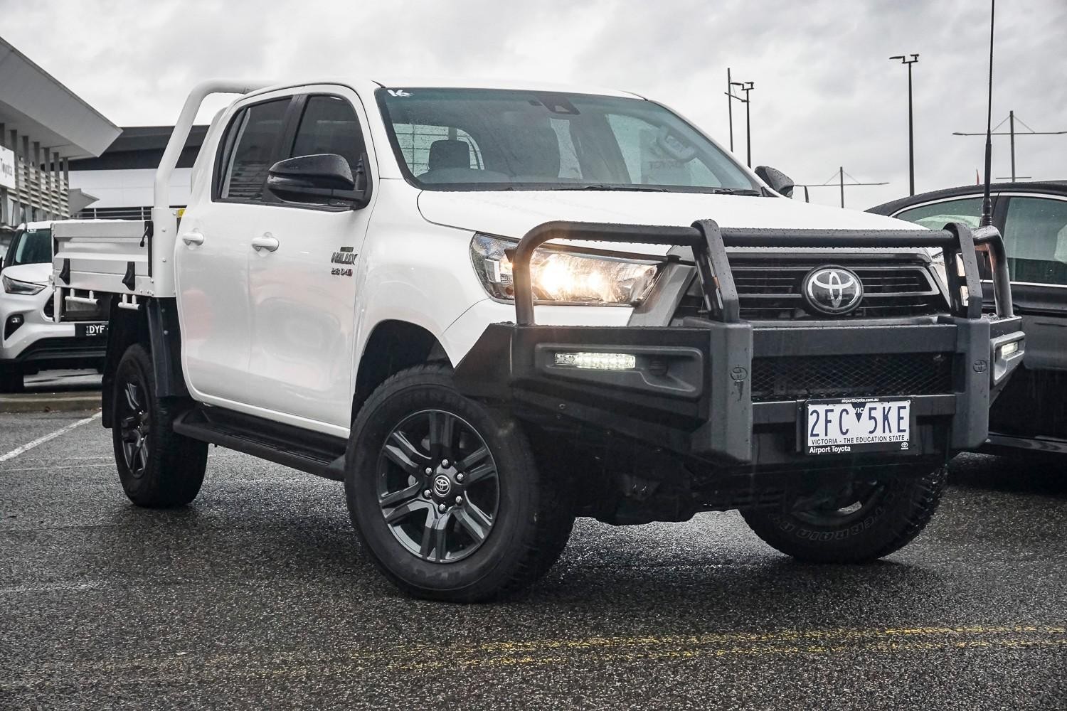 Toyota Hilux image 1