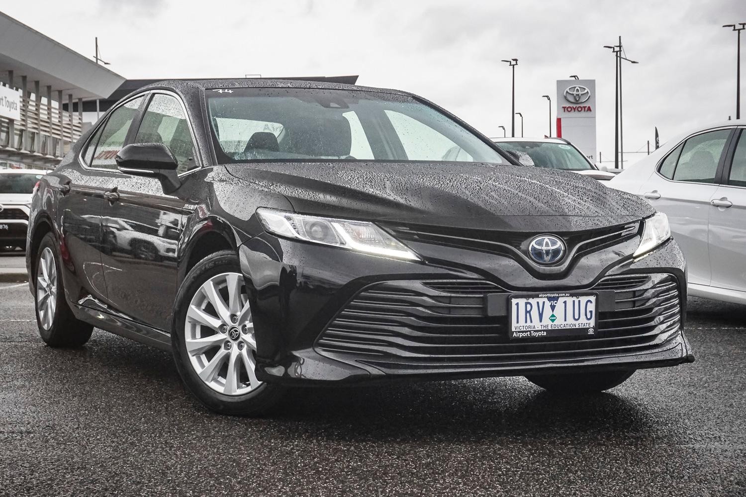 Toyota Camry image 1