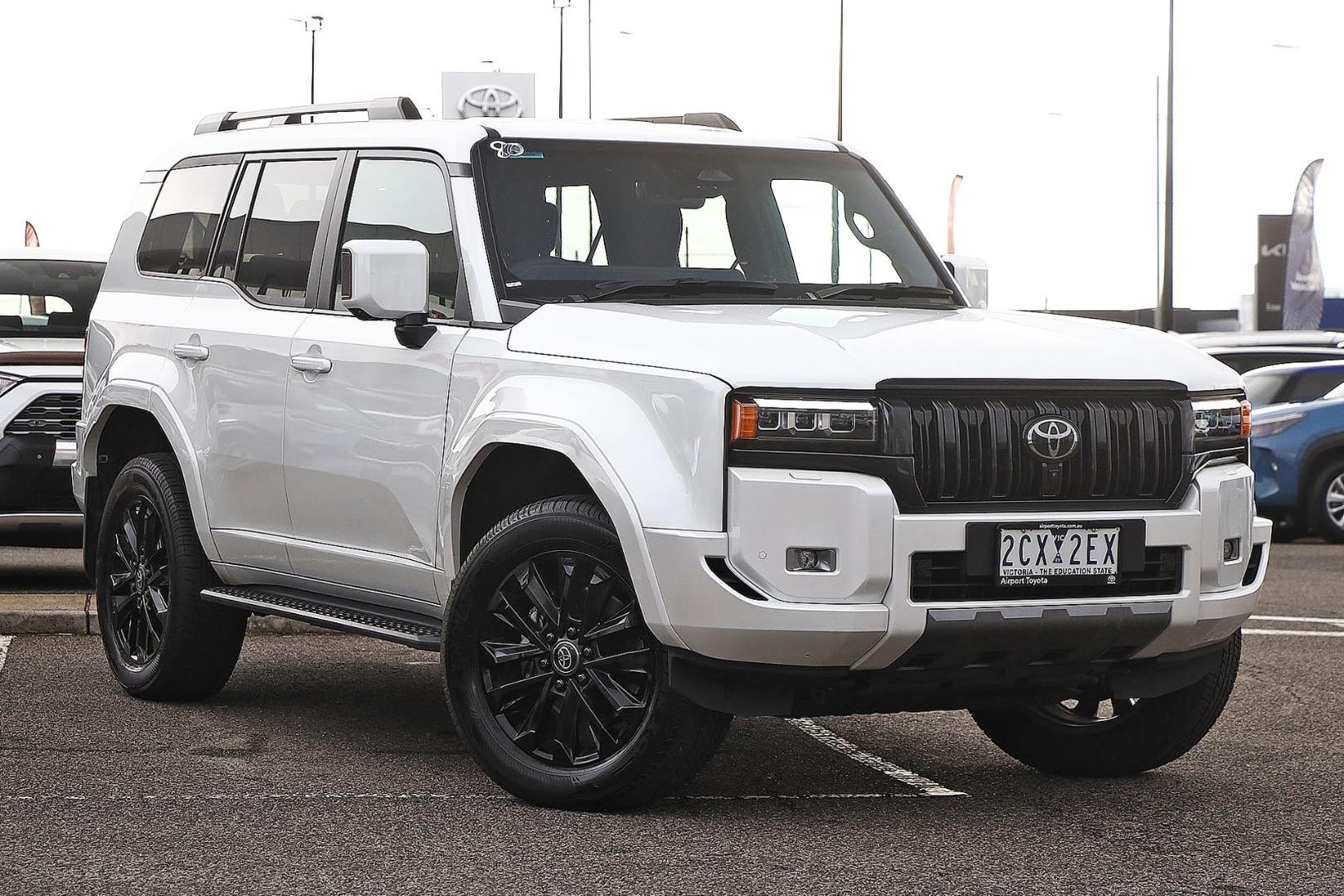 Toyota Landcruiser Prado image 1