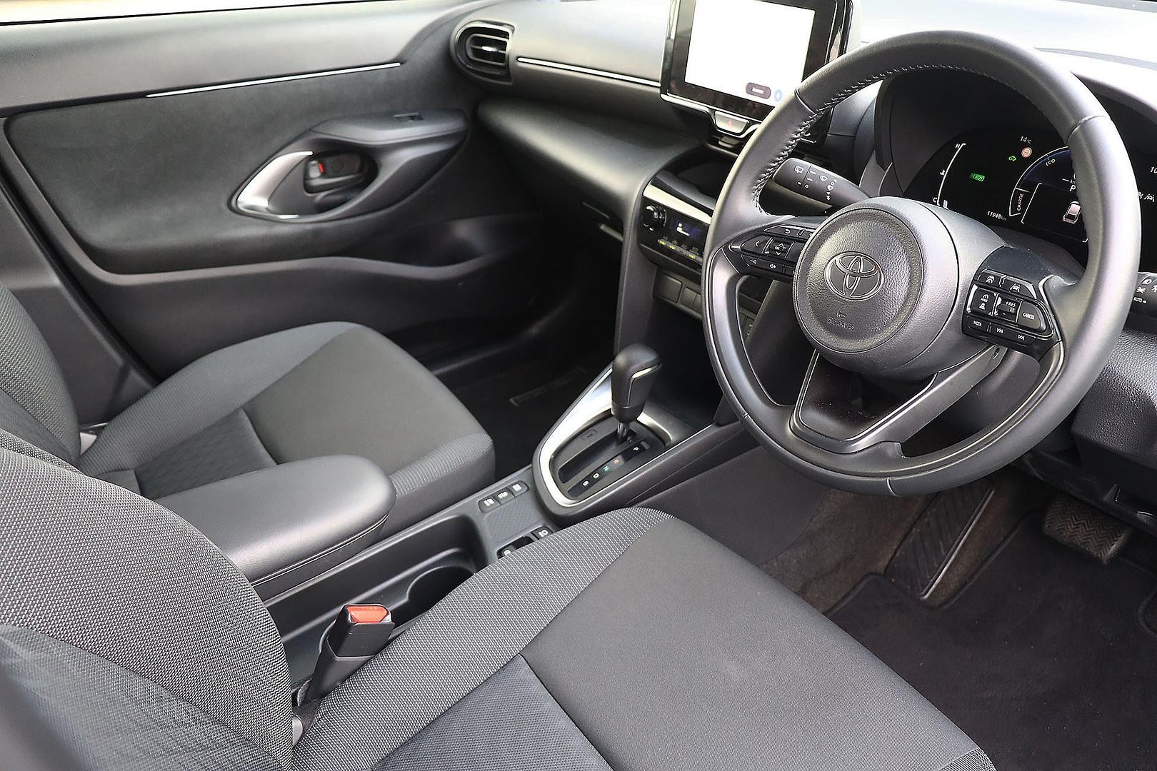 Toyota Yaris Cross image 2