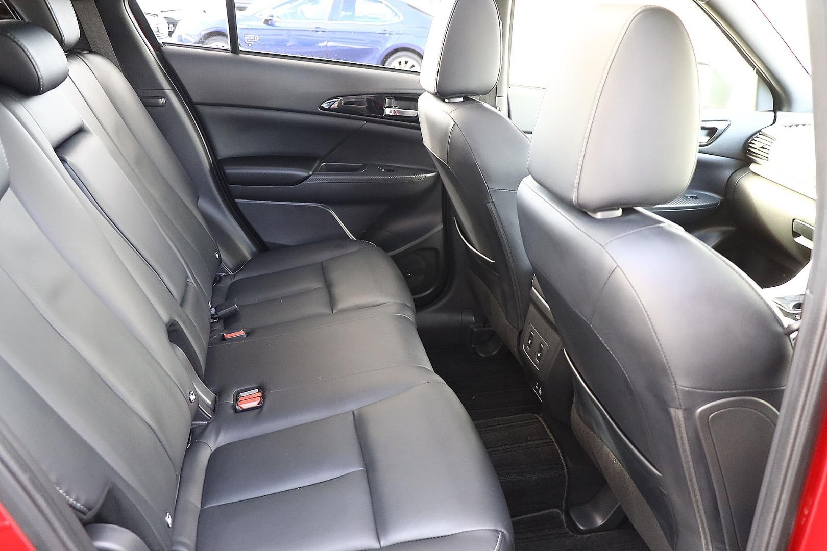 Mitsubishi Eclipse Cross image 2