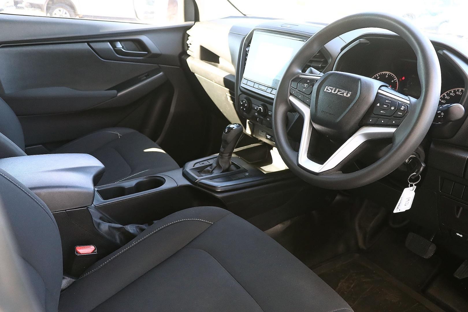 Isuzu D-max image 2