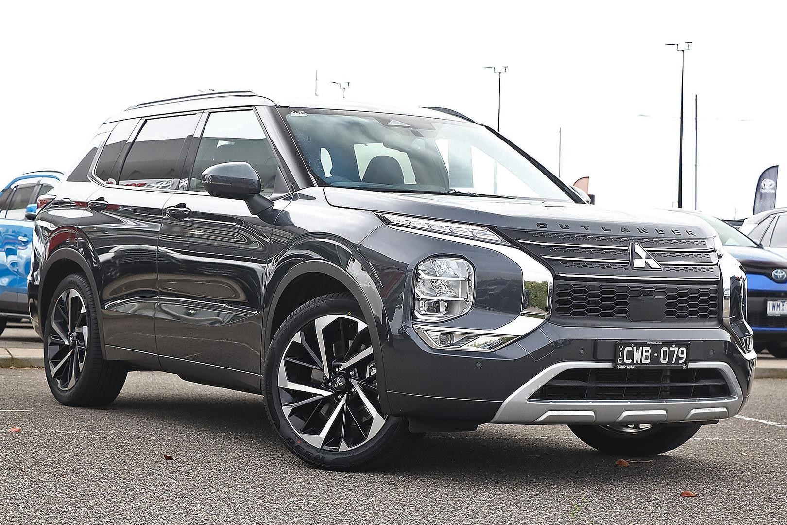 Mitsubishi Outlander image 1